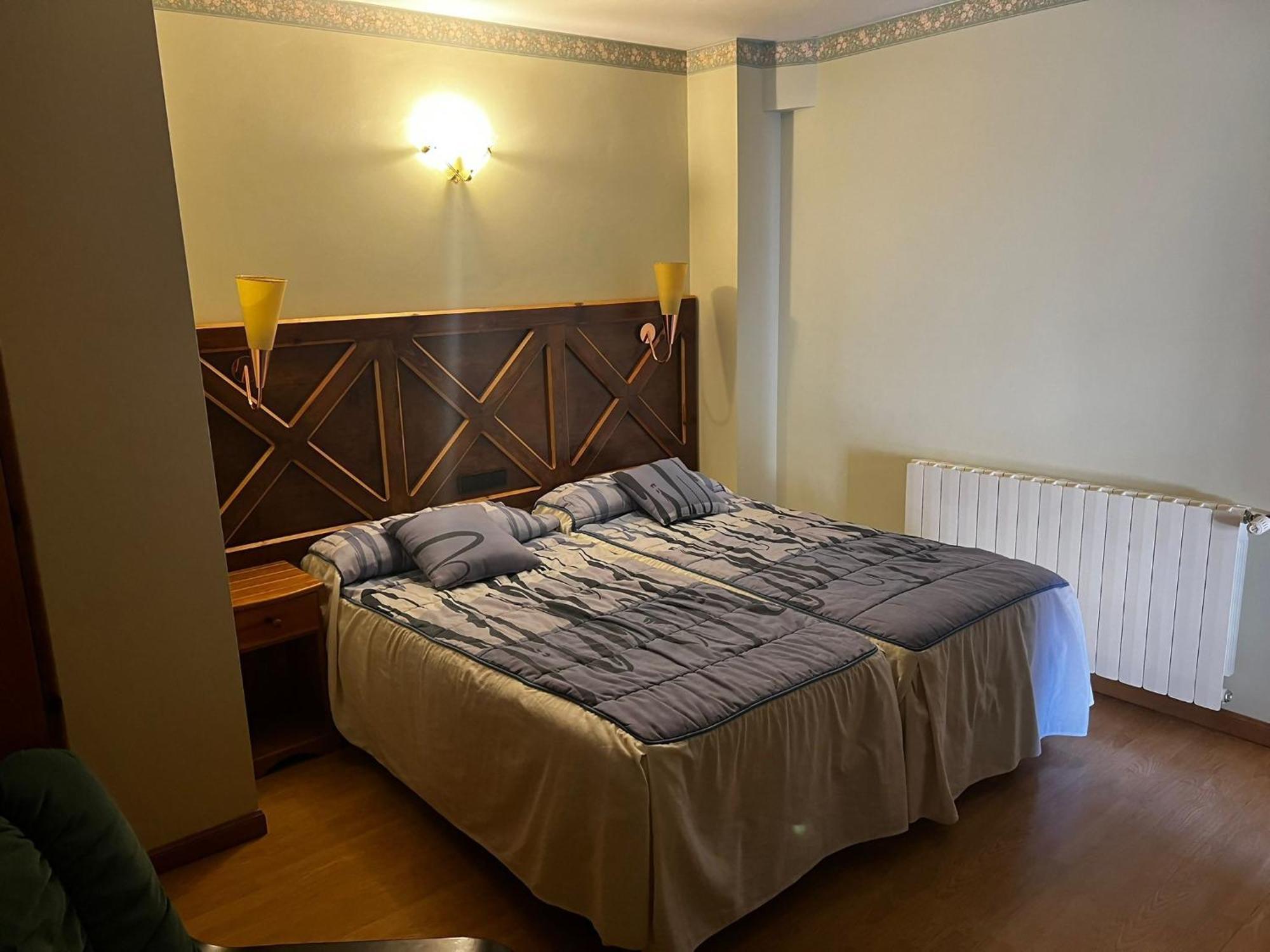 Casa Pelentos Sandiniés Екстериор снимка